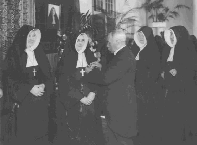 Bestand:Moederhuis 1936-03.jpg