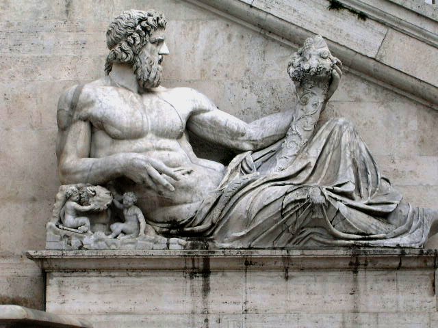 Bestand:Roman sculpture.jpg