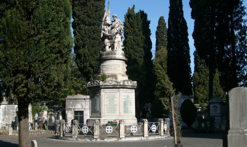 Het monument op de begraafplaats Verano in Rome ter nagedachtenis van de gevallen Zouaven tijdens de Slag om Mentana