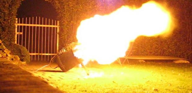 Bestand:Melkbus carbid.jpg