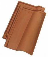 Bestand:Dakpan 240 romaanse maar gotische pan.jpg