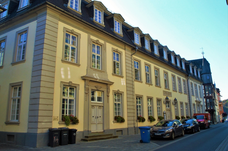 Bestand:Mauerstraße 1 Ehemaliges Gymnasium Philippinum.jpg
