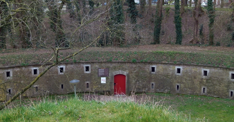 Bestand:2016 Maastricht, Waldeckpark 01.jpg