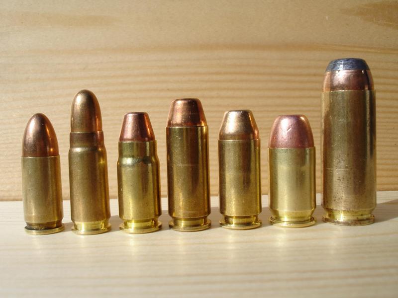 Bestand:9mm 7,62mm 357sig 10mm 45SW 45GAP 50AE 002.jpg