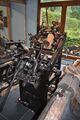Machinaal klompen maken: enkelvoudige klompen­boor­machine