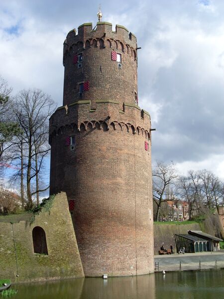 Bestand:KruittorenNijmegen.JPG