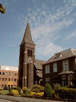 Voorbeeld van een 20e-eeuwse traptoren: Sint-Jozefkerk (Delfzijl)