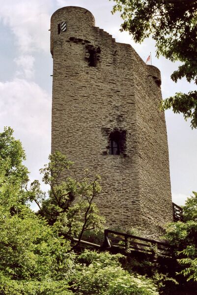 Bestand:06RK-Laurenburg-Wohnturm.jpg