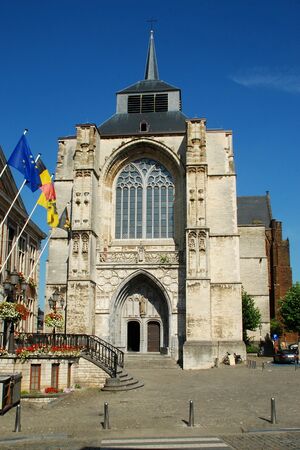 België - Diest - Sint-Sulpitius en Dionysiuskerk - 01.jpg