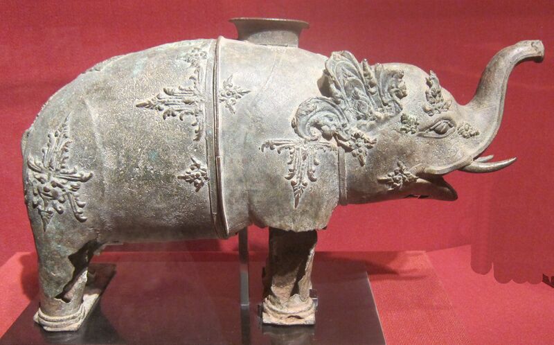 Bestand:Bronze libation vessel in the form of an elephant, 12th-13th century, Sumatra, Indonesia.jpg