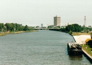Amsterdam-Rijnkanaal.jpg
