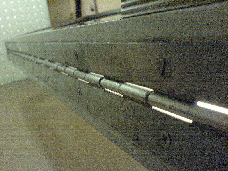 Bestand:Hinge 03.jpg
