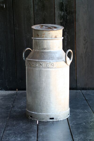 Bestand:Melkbus openluchtmuseum.jpg