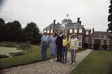 Fotosessie koninklijke familie op Huis ten Bosch, 17 augustus 1982 (Nationaal Archief)