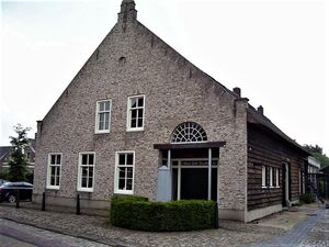 Aannemingsbedrijf Verschure – Lange Broekstraat 3 Gebouwd in 1750 (Foto: mei 2007)