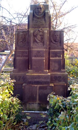 Monument Jan van Hout licht.jpg