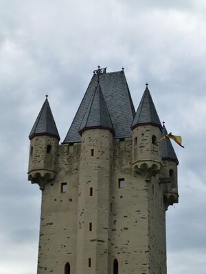 Burg Nassau-03-Detail Bergfried.jpg