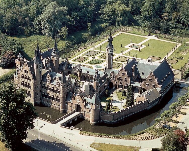 Bestand:Sterckshof luchtfoto.jpg