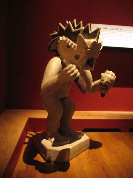 Bestand:The Decapitator Moche.jpg