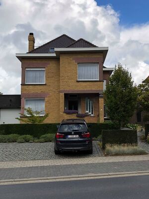 Villa interbellum otegem.jpg