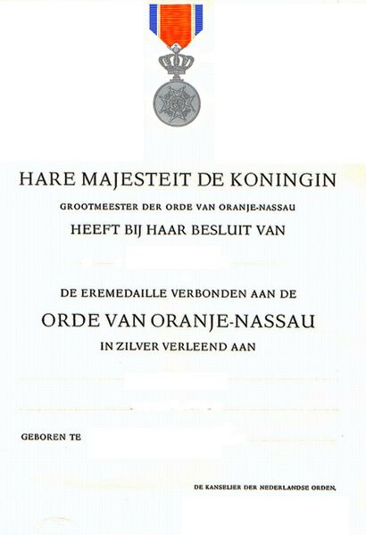 Bestand:Oorkonde van een Nederlandse medaille.jpg