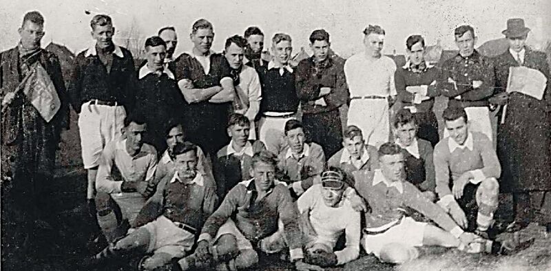 Bestand:Jubileumboek-75-jaar-voetbalvereniging-Raamsdonk-044.jpg