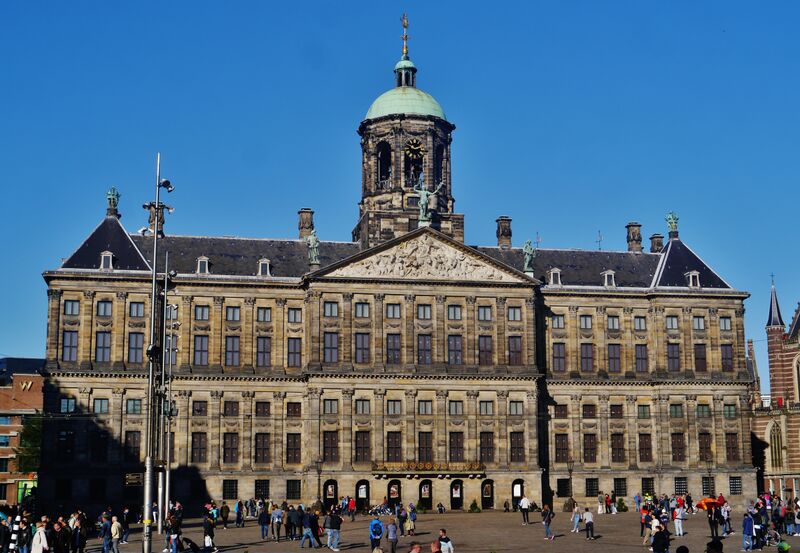 Bestand:Amsterdam Paleis op de Dam 2.jpg