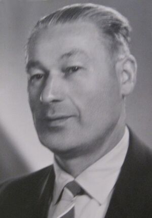 Hoofd van de Rooms Katholieke Lagere Landbouwschool was Jozef Victor "Joos" Castemiller * 31 mei 1897 te Stoppeldijk † 10 maart 1961 te Raamsdonksveer.  