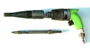 Air hammer FK724a open.jpg