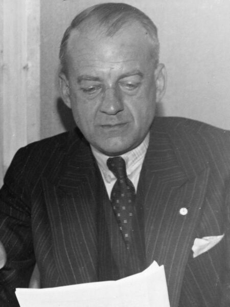 Bestand:Jo Meynen (1945).jpg
