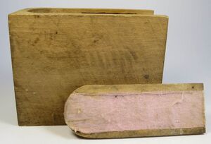 Wooden-box-m24-grenade-fuzes-16493-2.jpg