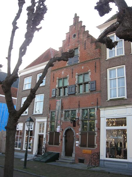 Bestand:Markt - museum de Roos - Geertruidenberg.jpg
