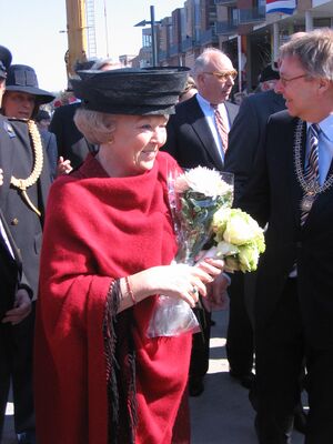 Koningin Beatrix in Roombeek - foto door Arie.jpg