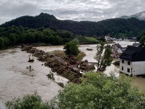 Hochwasser in Altenahr Altenburg.jpg