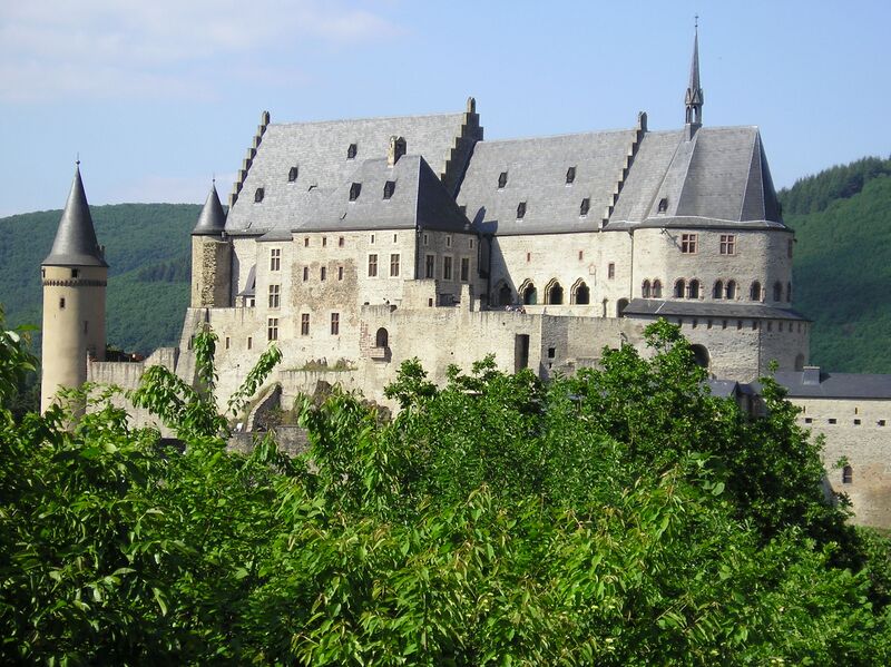 Bestand:Vianden castle.jpg