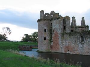 Caerlaverock32.jpg