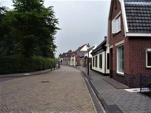 Zicht in de Kerkstraat (Foto: mei 2007)