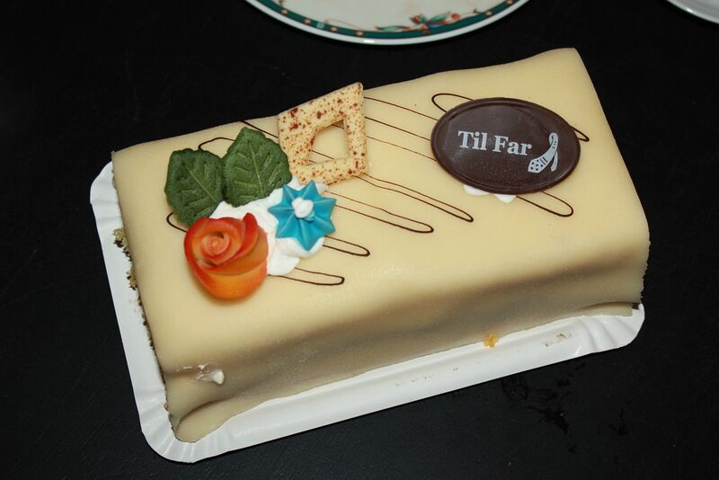 Bestand:Farsdagskake 1.jpg