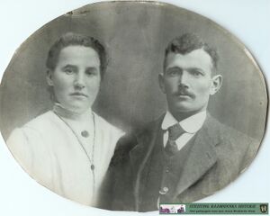 Anna Brenders & Cees van Strien Huibzn. (Foto Jan van Strien 12 februari 1920)