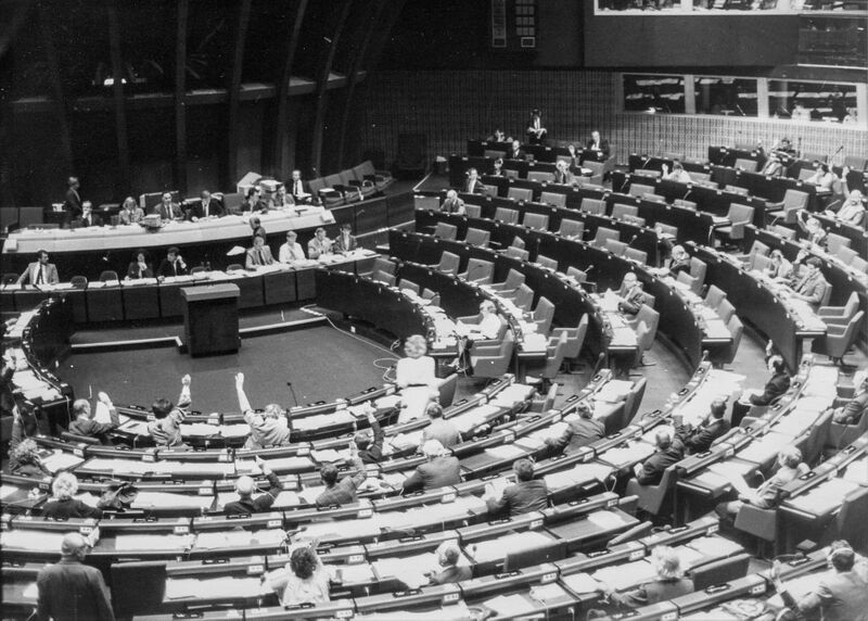 Bestand:Europa Parlament 1985.jpg