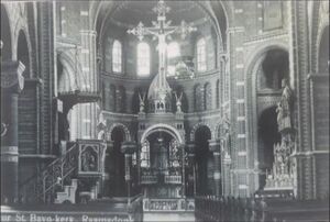 Rondleiding door de Sint Bavokerk: Interieur foto uit 1950