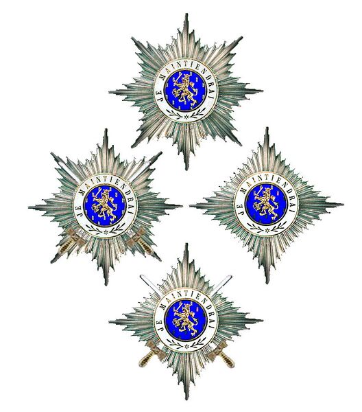 Bestand:Vier sterren van de Orde van Oranje-Nassau in 2012.jpg