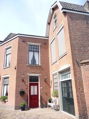 Geertruidenberg Zuidwal 17-19 Woonhuis 19042022.jpg