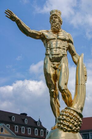 Rathausmann (Dresden).jpg