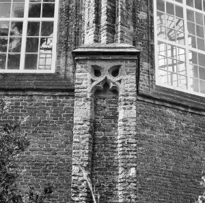 Lambertuskerk raamsdonk exterieur gedeelte noordgevel detail-20000855.jpg