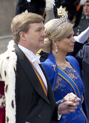 King Willem-Alexander and Queen Maxima on the inauguration 2013 (cropped).jpg