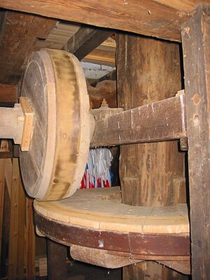 Molen De Hoop Appel luitafel.jpg