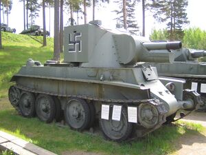 BT-42 Parola tank museum.jpg