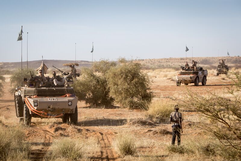 Bestand:Fennek patrouille Mali.jpg