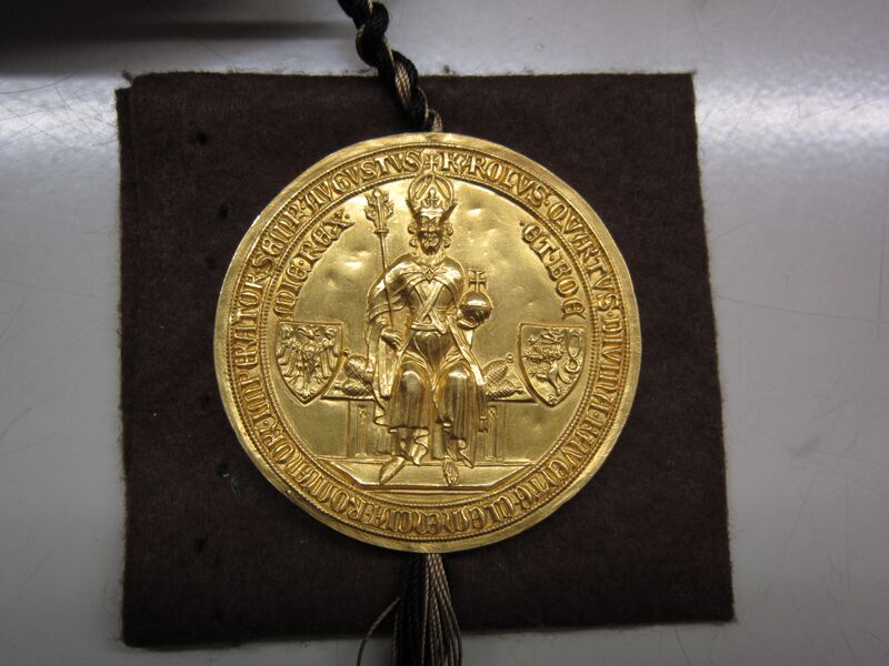 Bestand:Goldene Bulle - Vorderseite.jpg